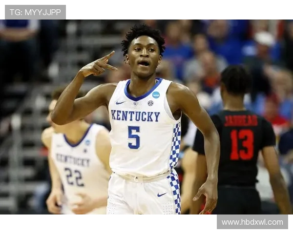 伊曼纽尔奎克利：从新秀到明星球员的成长之路与未来展望